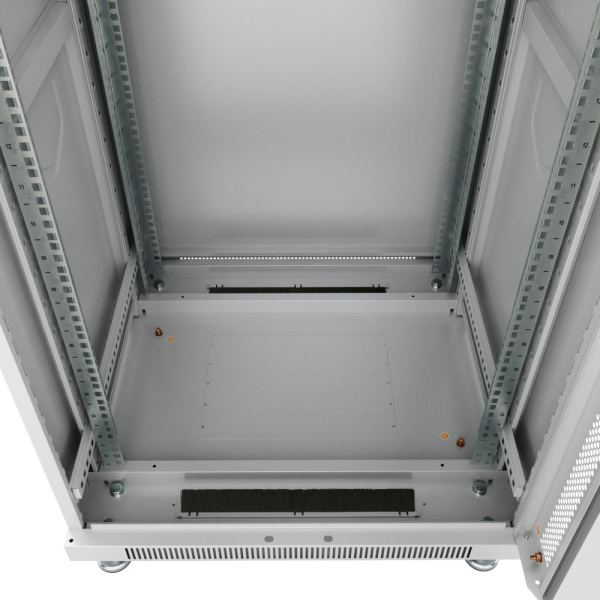 Cabeus, SH-05C-18U60/100, шкаф монтажный телекоммуникационный 19" 18U 600x1000x988mm (ШхГхВ), цвет серый (RAL 7035) Cabeus, SH-05C-18U60/100, шкаф монтажный телекоммуникационный 19" 18U 600x1000x988mm (ШхГхВ), цвет серый (RAL 7035)