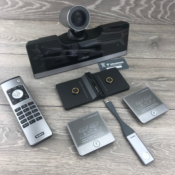 Yealink VC500-Mic-WP, терминал видеоконференцсвязи для конференц-комнат средних размеров Yealink VC500-Mic-WP, терминал видеоконференцсвязи для конференц-комнат средних размеров