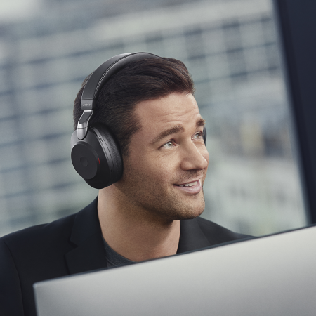 Гарнитура Jabra Evolve2 85, Link380a MS Stereo Stand Black (28599-999-989) Гарнитура Jabra Evolve2 85, Link380a MS Stereo Stand Black (28599-999-989)