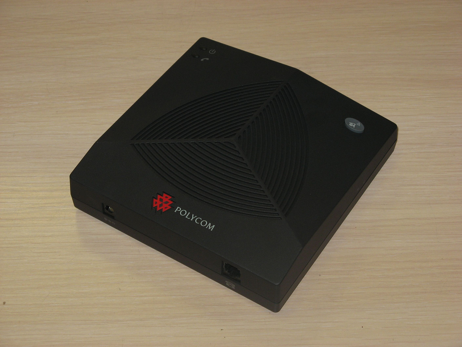 Polycom SoundStation 2W EX, беспроводной телефонный аппарат для конференц-связи Polycom SoundStation 2W EX, беспроводной телефонный аппарат для конференц-связи