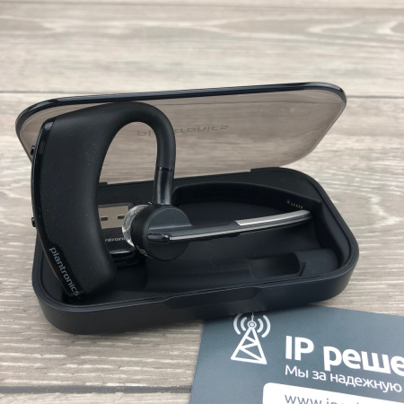 Plantronics Voyager Legend UC, bluetooth гарнитура для работы с сотовым телефоном и компьютером Plantronics Voyager Legend UC, bluetooth гарнитура для работы с сотовым телефоном и компьютером