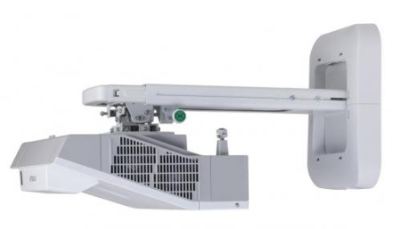 Трехчиповый интерактивный 3LCD-проектор 3300 лм, WXGA 1280 x 800, 16:10, одна лампа, 10000:1, сверхкороткофокусный объектив. HDMI x 2, RCA jack (L/R) x 1, USB. Вес 4.5кг. Белого цвета