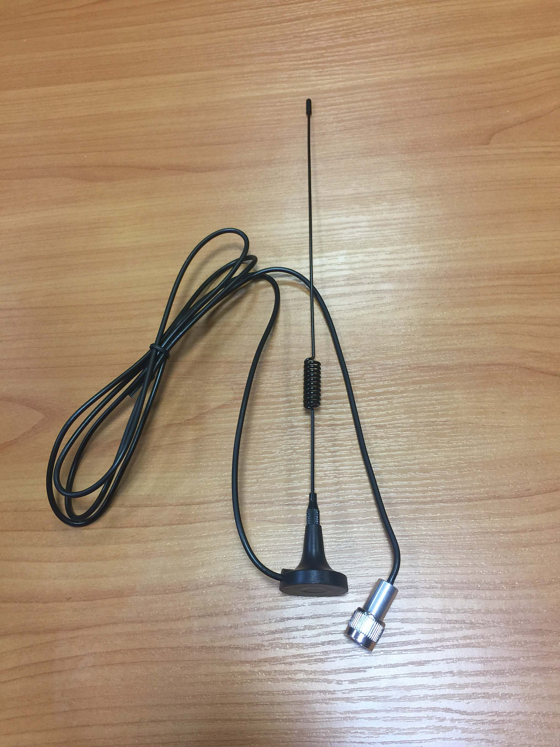 Даджет MT3020B, стационарный сотовый GSM телефон 