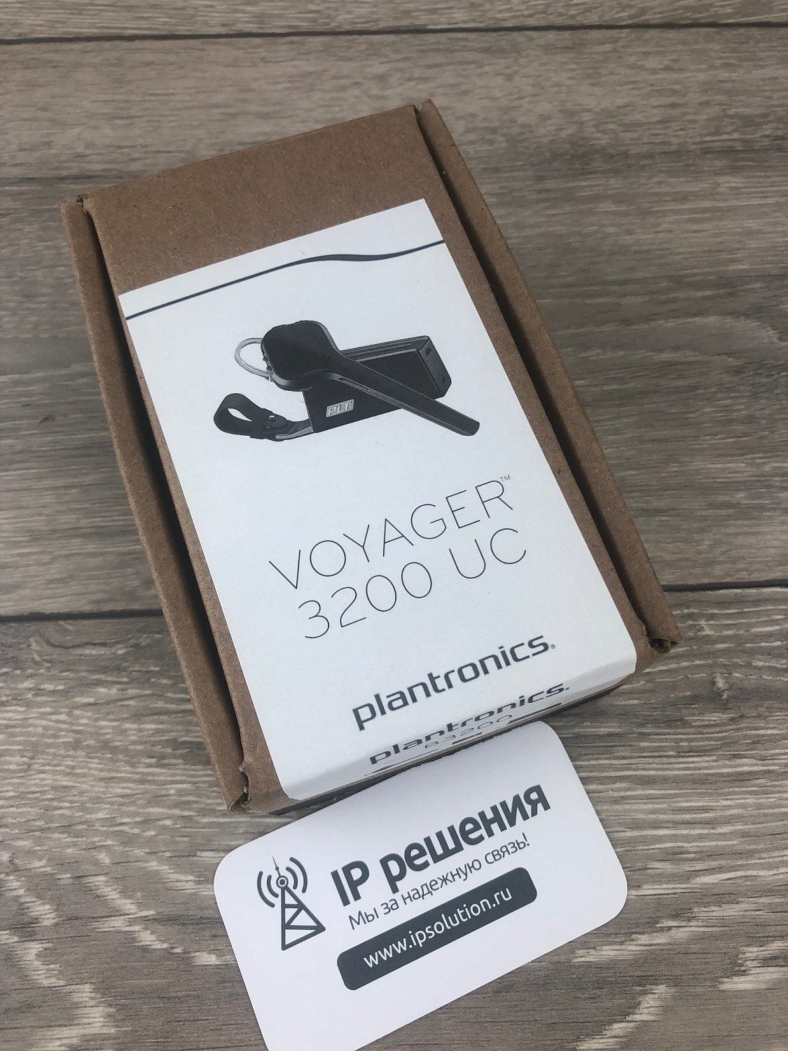 Plantronics Voyager 3200 UC - беспроводная гарнитура для ПК и мобильных устройств (Bluetooth)