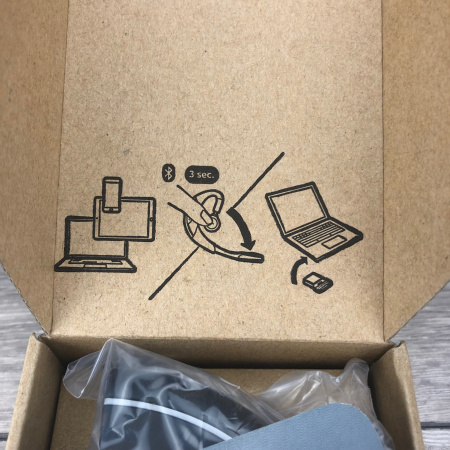 Jabra Motion UC+ (6640-906-300), Blueooth гарнитура для мобильного телефона и компьютера  Jabra Motion UC+ (6640-906-300), Blueooth гарнитура для мобильного телефона и компьютера