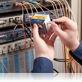 Fluke Networks NFC-Kit-Box - набор для чистки коннекторов и разъемов 2,5 мм