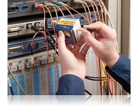 Fluke Networks NFC-Kit-Box - набор для чистки коннекторов и разъемов 2,5 мм Fluke Networks NFC-Kit-Box - набор для чистки коннекторов и разъемов 2,5 мм