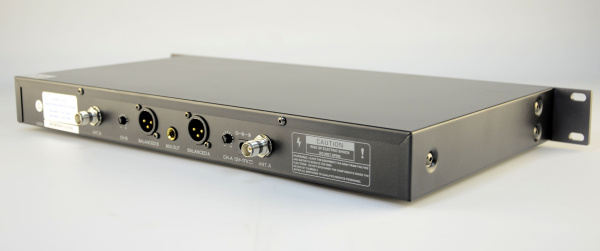 Радиомикрофоны BKR KX-D812 (два петличных) Радиомикрофоны BKR KX-D812 (два петличных)