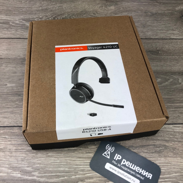 Plantronics Voyager 4210 UC, беспроводная Bluetooth гарнитура для ПК и мобильных устройств (Bluetooth, USB-A) Plantronics Voyager 4210 UC, беспроводная Bluetooth гарнитура для ПК и мобильных устройств (Bluetooth, USB-A)