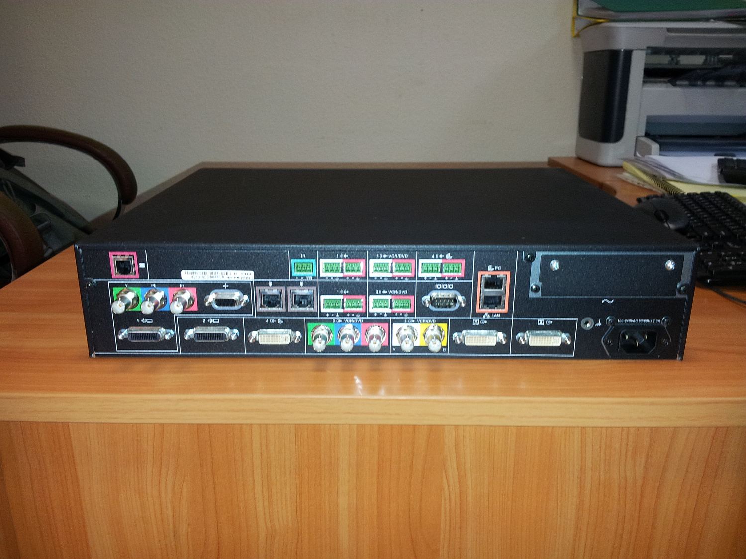 Реализация комплексного проекта систем аудио/видео конференцсвязи, компьютерного оборудования и систем отображения