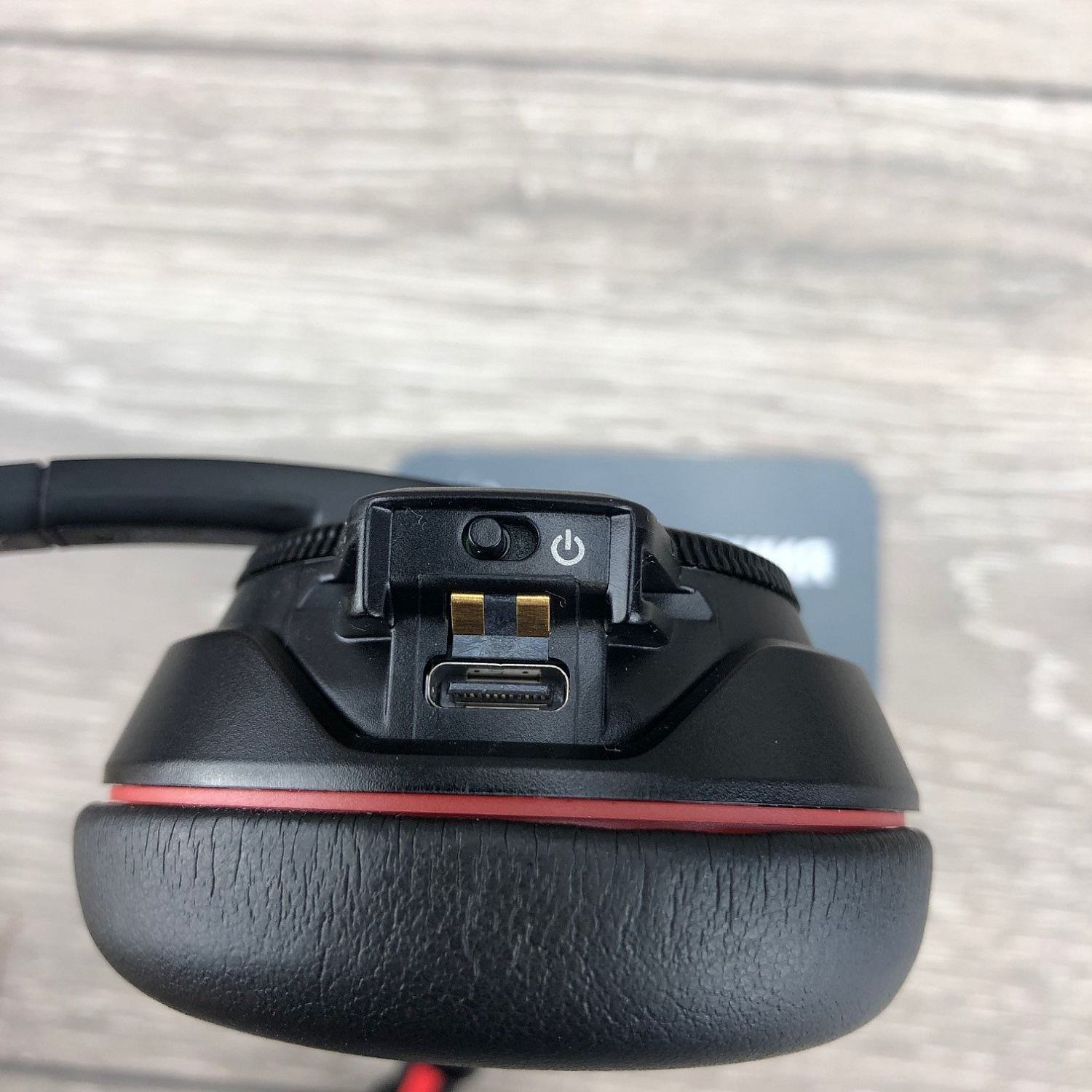 Plantronics Savi W8220-M, беспроводное DECT-решение для компьютера, смартфона и стационарного телефона (Microsoft, стерео) Plantronics Savi W8220-M, беспроводное DECT-решение для компьютера, смартфона и стационарного телефона (Microsoft, стерео)