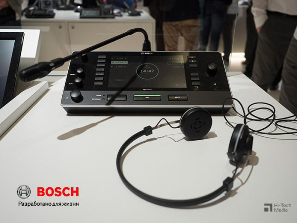 Пульт переводчика конференц-системы Dicentis с видеовыходом HDMI Пульт переводчика конференц-системы Dicentis с видеовыходом HDMI
