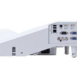 Трехчиповый интерактивный 3LCD-проектор 3300 лм, WXGA 1280 x 800, 16:10, одна лампа, 10000:1, сверхкороткофокусный объектив. HDMI x 2, RCA jack (L/R) x 1, USB. Вес 4.5кг. Белого цвета